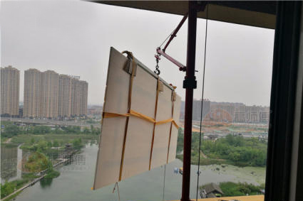 深圳龙华吊装公司，深圳龙华高空吊装玻璃，深圳龙华高空玻璃吊装